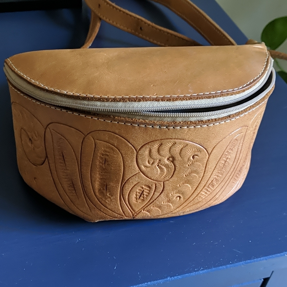 Vintage leather fanny pack